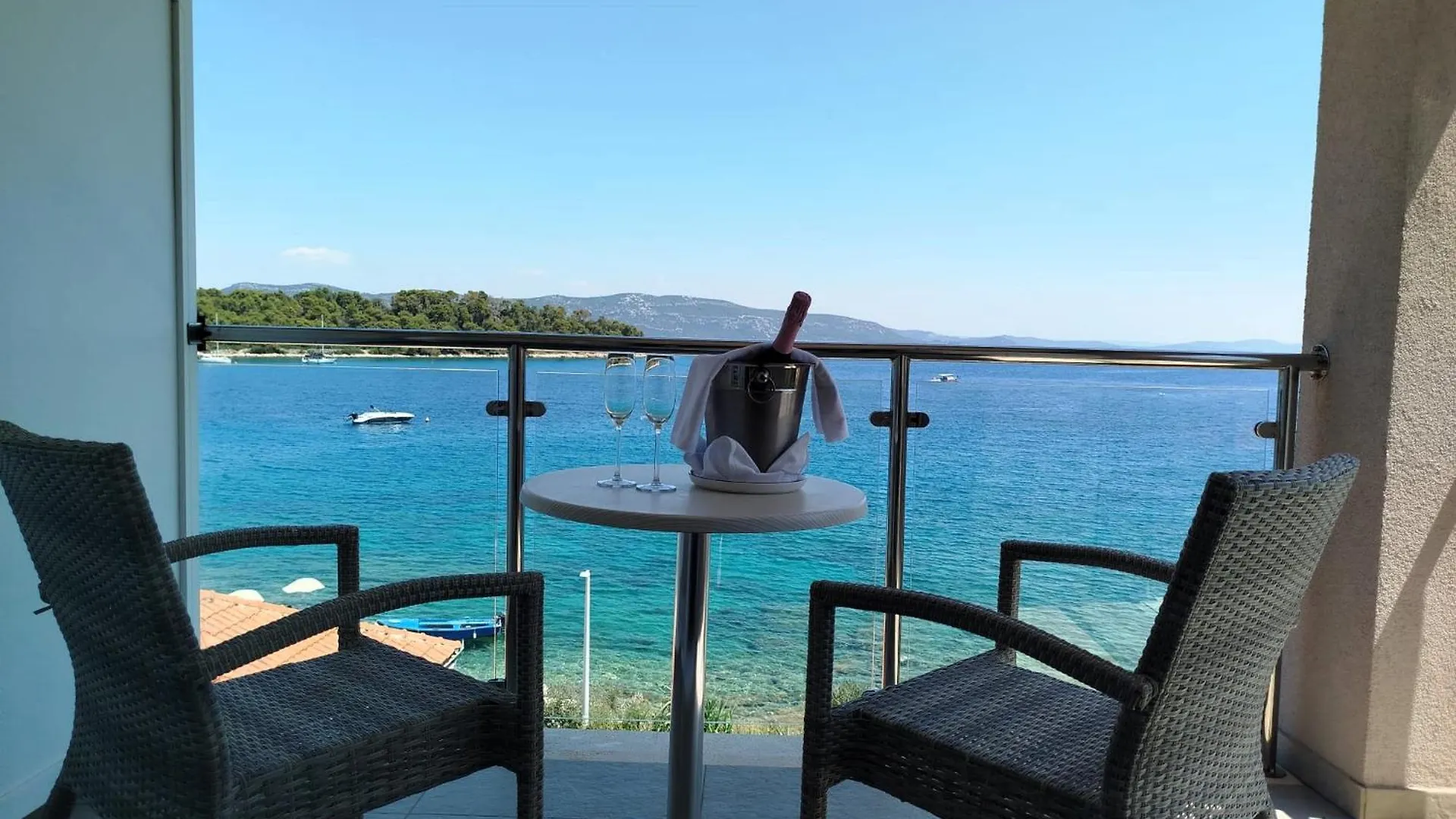 Villa Cortes Mali Iz