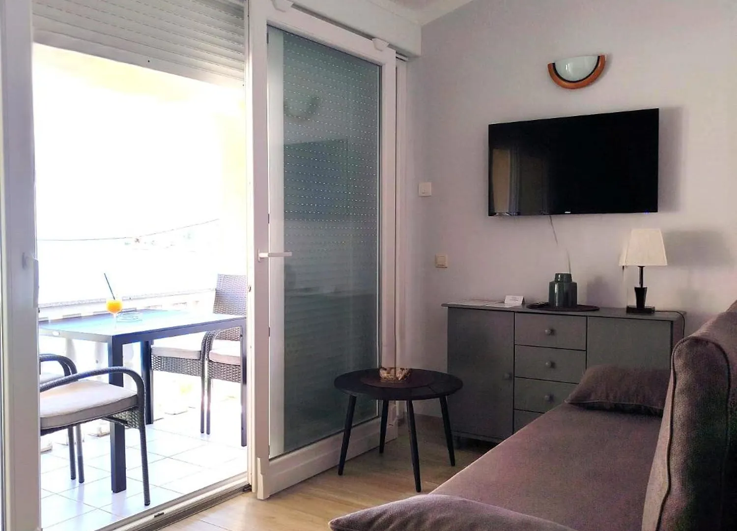 Guest house Villa Cortes Mali Iz