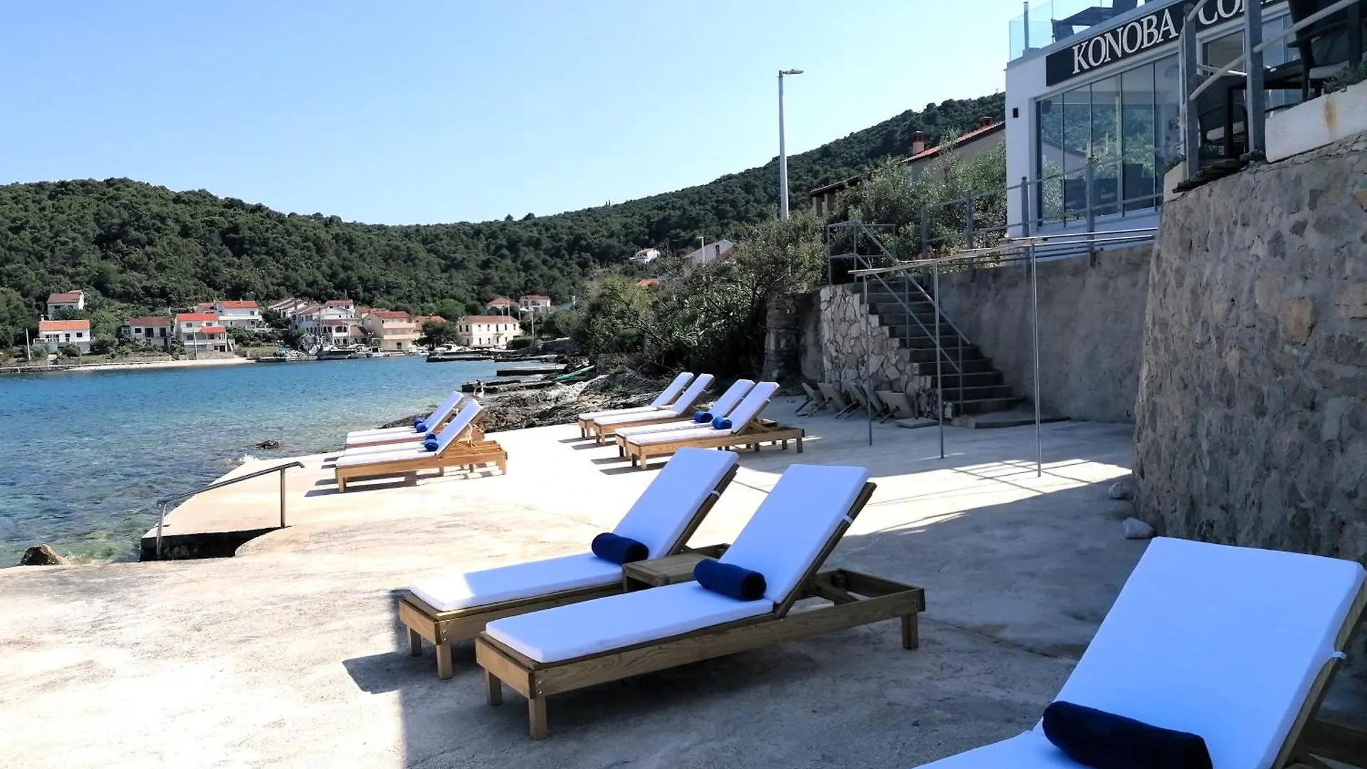 Guest house Villa Cortes Mali Iz