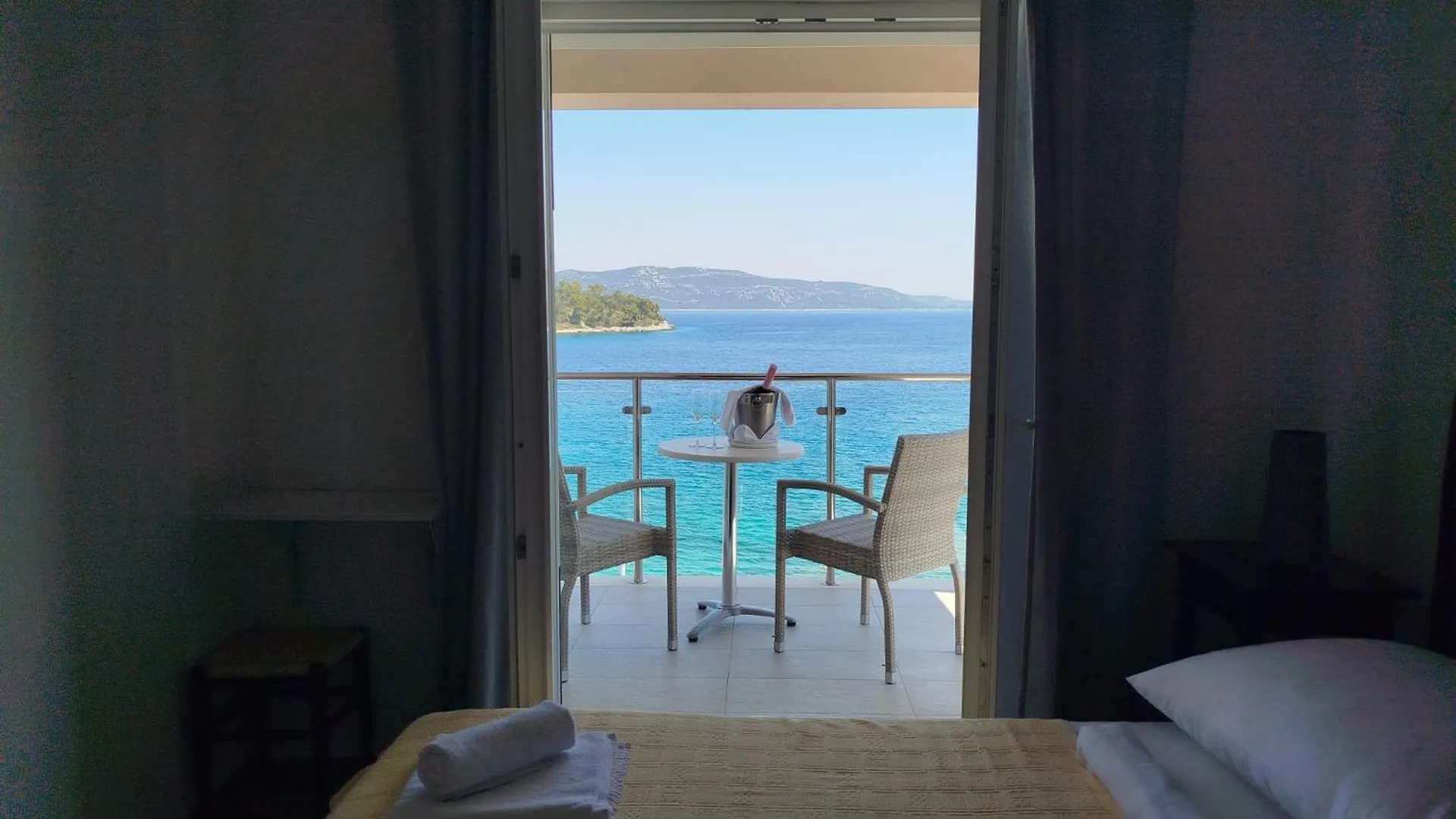 Guest house Villa Cortes Mali Iz