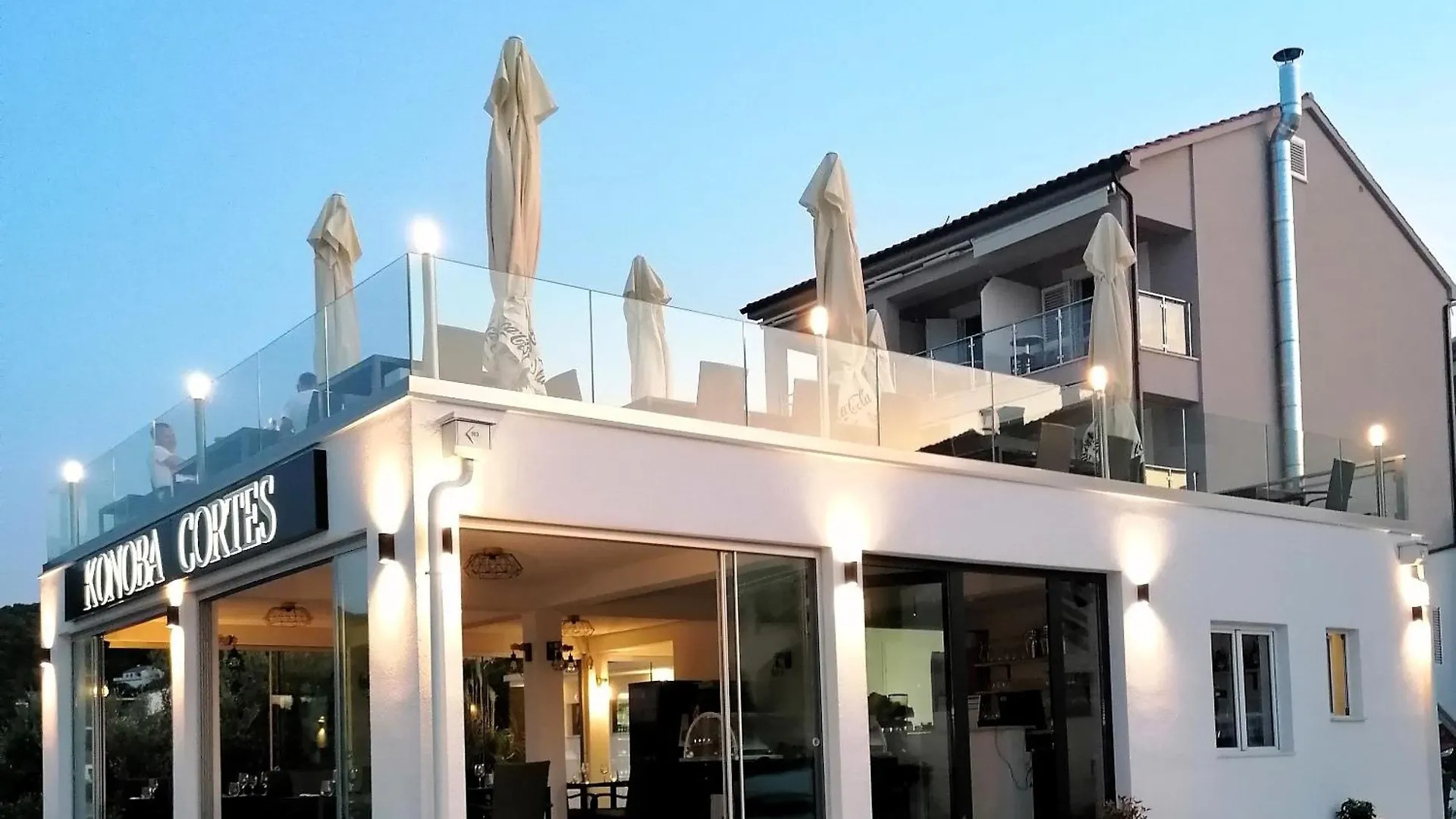 Villa Cortes Mali Iz Guest house