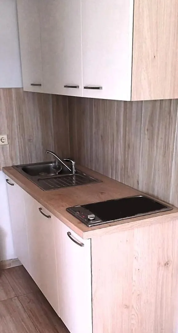 Villa Cortes Mali Iz 0*,  Croatia