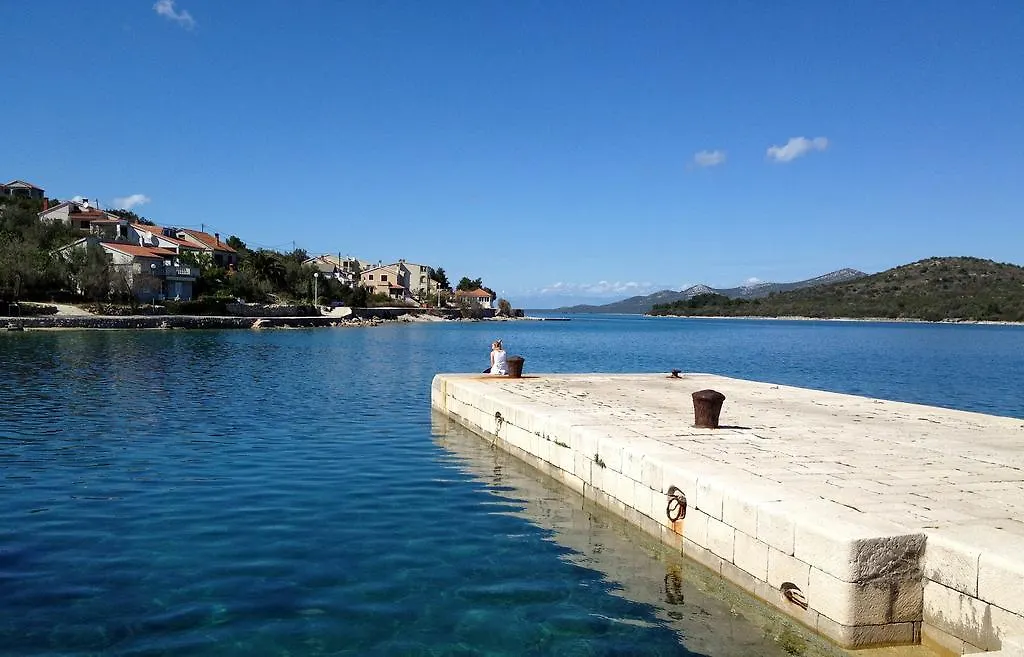 Villa Cortes Mali Iz Croatia